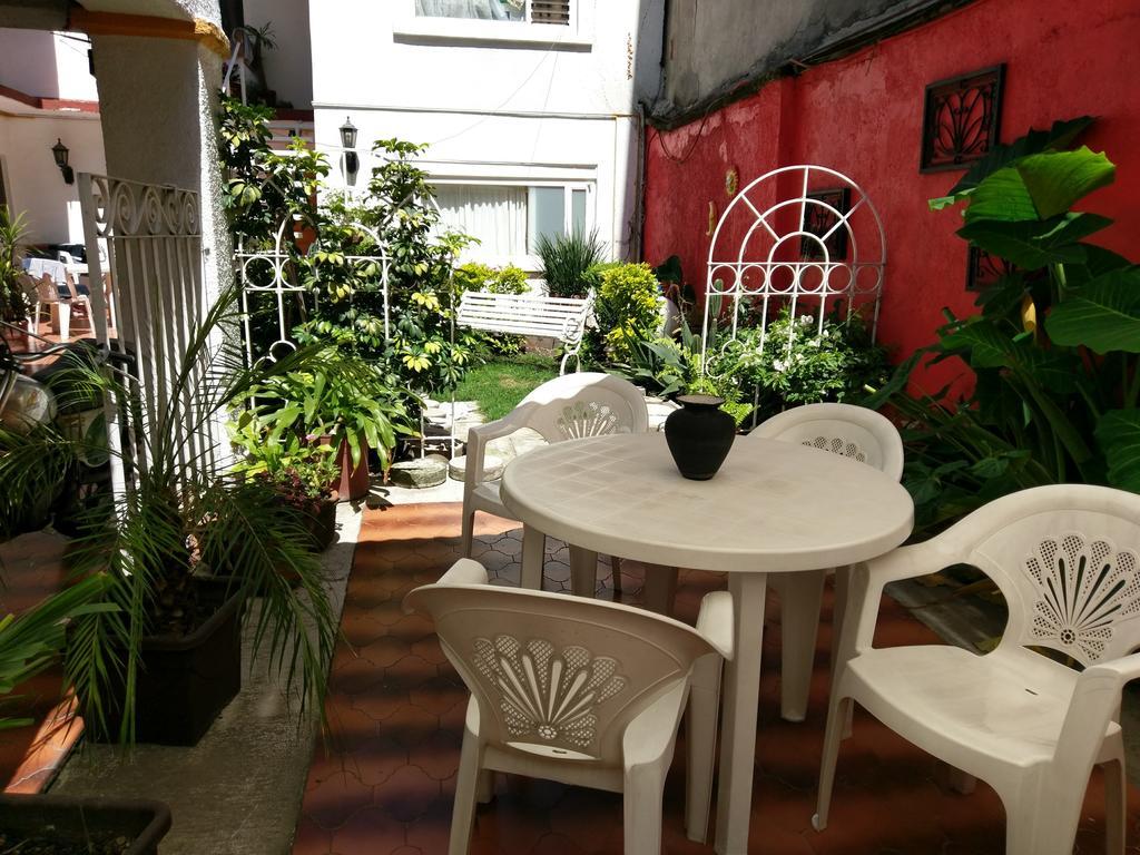 Anys Hostal 2*